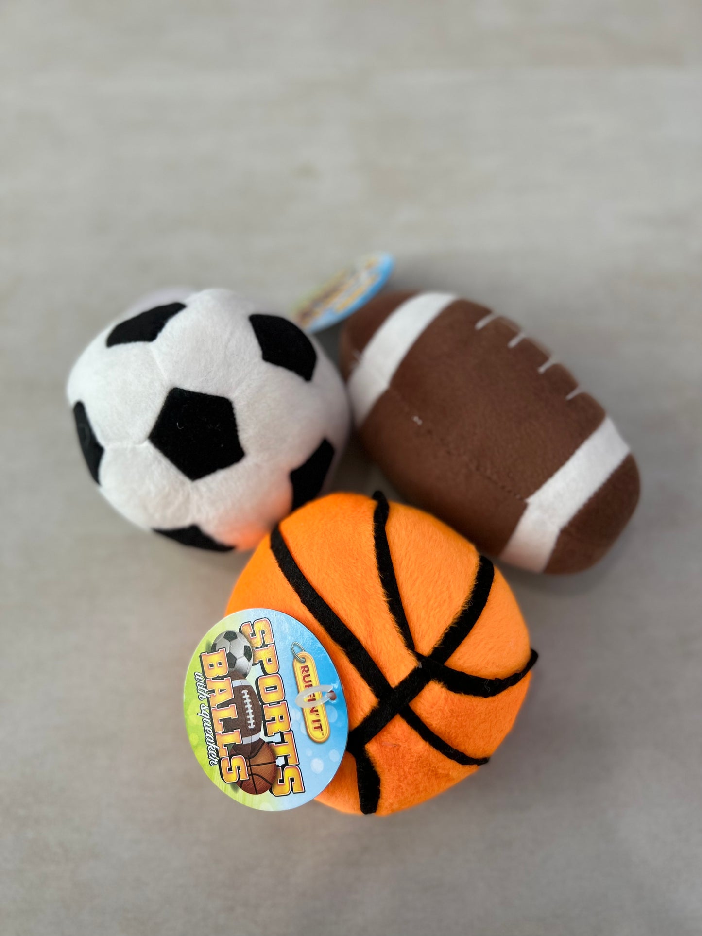 Plush Toys With Squeaker