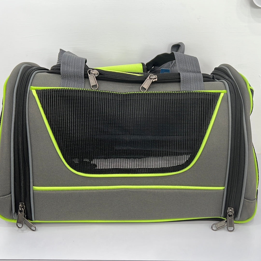 Pet Carrier Medium